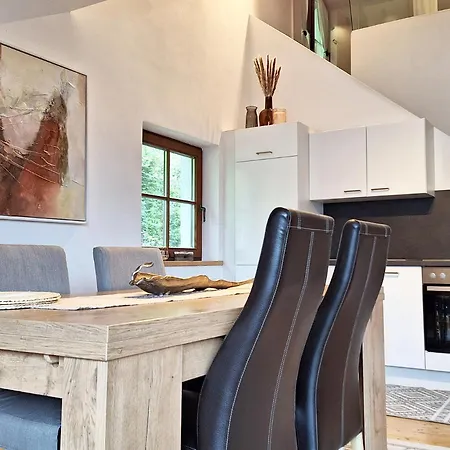 Haus Christine شقة ميدرز