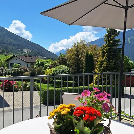 Haus Christine * ミーダース