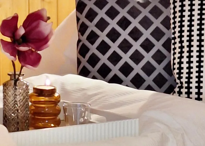 Haus Christine 아파트 *