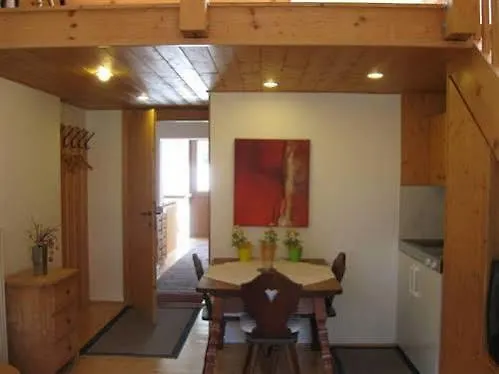 Haus Christine 아파트