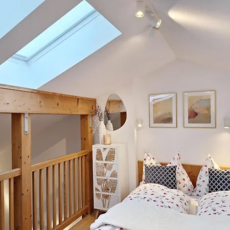 公寓 豪斯克丽斯丁酒店 *