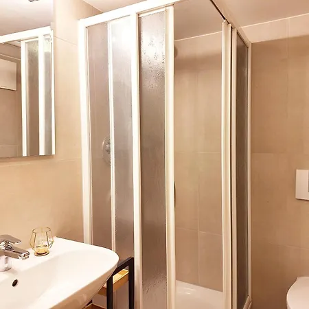 公寓 豪斯克丽斯丁酒店 米耶德斯