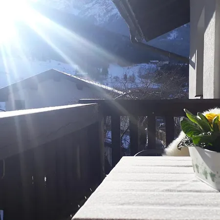 豪斯克丽斯丁酒店 * 米耶德斯